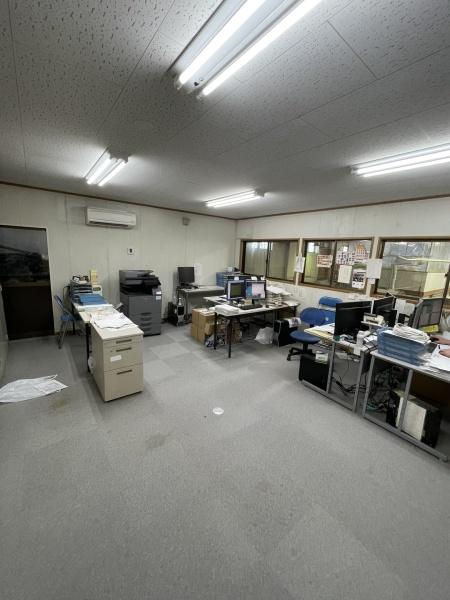 さいたま市岩槻区大字掛　売倉庫