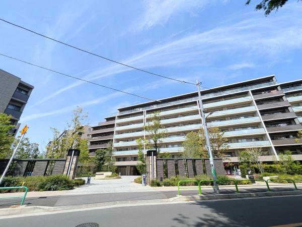 ブリリアシティ石神井公園アトラス　2号棟