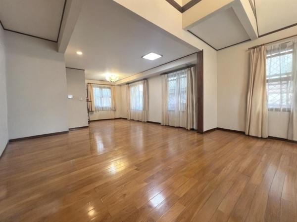 久喜市伊坂中央２丁目の中古一戸建