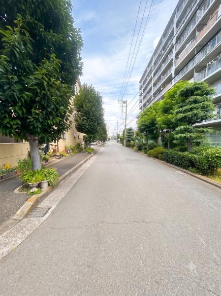 蕨市北町5丁目　定期的にメンテナンスされている3階建工場