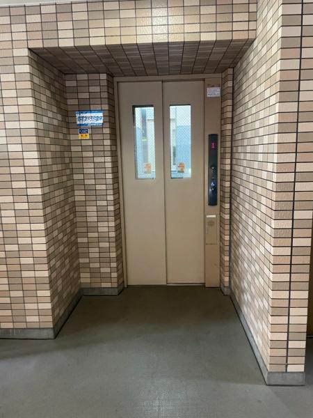 ローヤルシティ浦和前地第二
