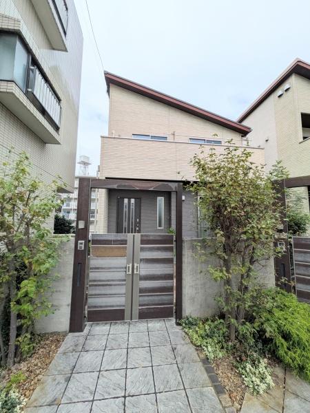 川口市戸塚２丁目の中古一戸建