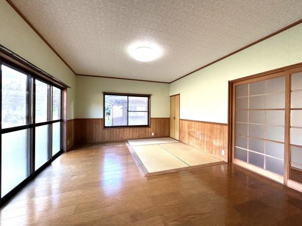 八頭郡八頭町水口　戸建て