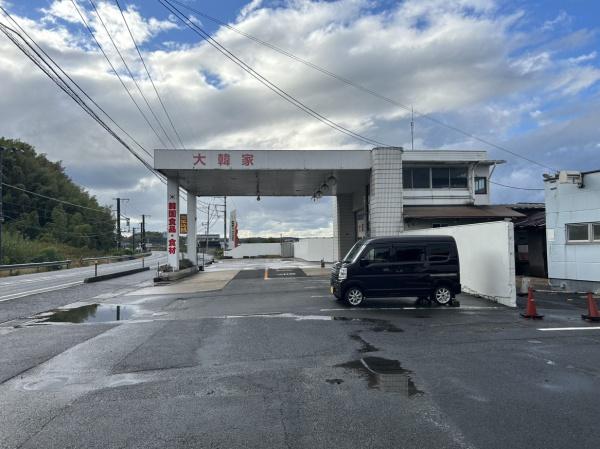 安来市西荒島町店舗