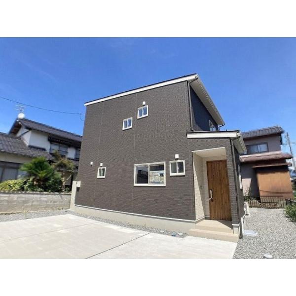 西伯郡伯耆町大殿　戸建