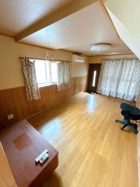 西伯郡伯耆町岸本の中古一戸建て(洋室)