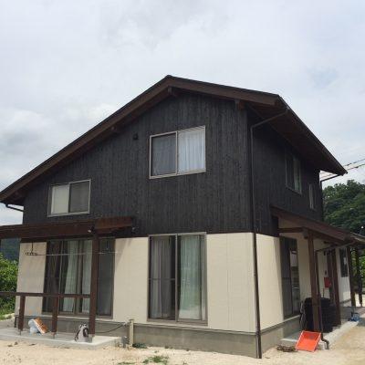西伯郡伯耆町長山　戸建