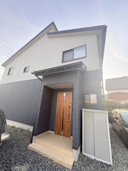 陰田町築浅中古戸建