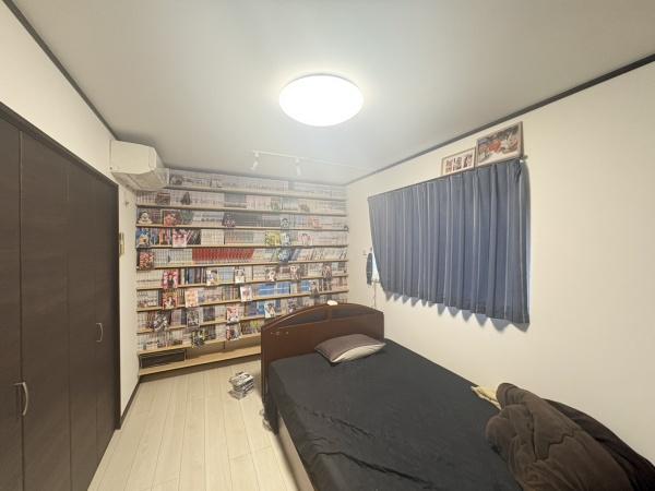 陰田町築浅中古戸建