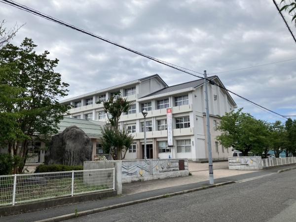 鳥取市茶町の土地(鳥取市立西中学校)