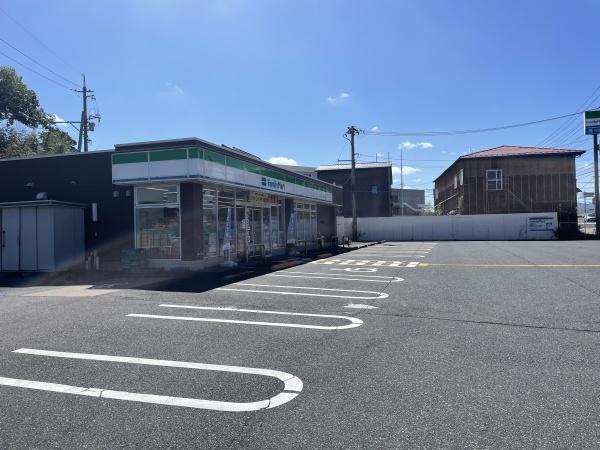 サーパス美保公園(ファミリーマート吉成1丁目店)