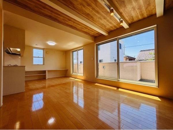 名古屋市熱田区二番２丁目の中古一戸建