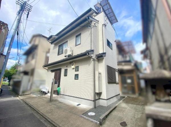 京都市上京区仁和寺街道御前通西入下横町の中古一戸建