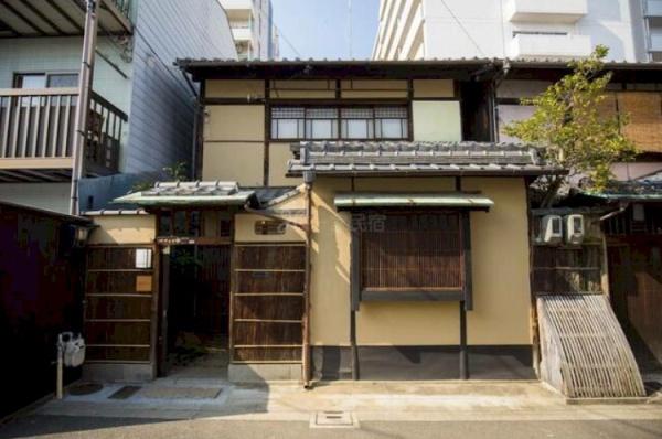 京都市上京区油小路堀川の間中立売上る松之下町の中古一戸建