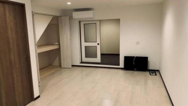 京都市下京区西洞院通六条下る西側町の中古一戸建て