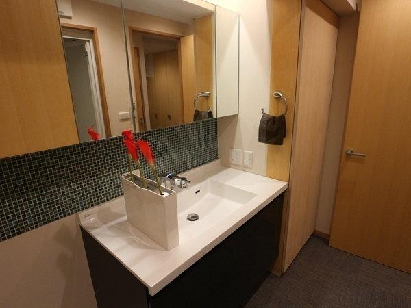 ロワイヤル室町