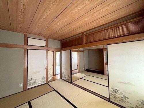 京都市中京区聚楽廻西町の中古一戸建て