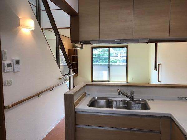 京都市上京区日暮通丸太町下る四町目の中古一戸建