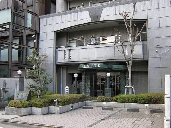 フィエルテ四条烏丸シュッド（店舗・事務所）