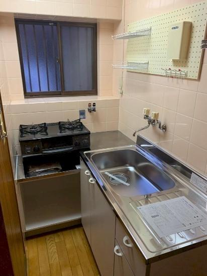 京都市下京区西七条西八反田町の中古テラスハウス