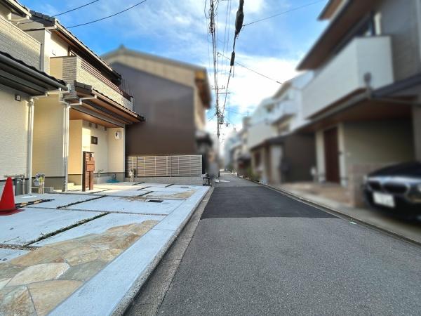 京都市上京区今出川通七本松東入上る突抜町の新築一戸建