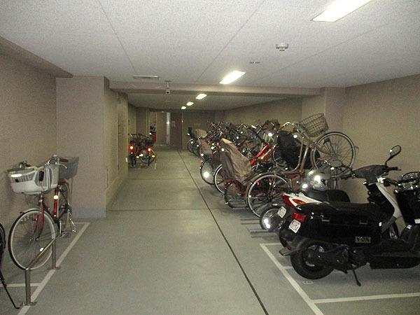 四条烏丸クロスマーク