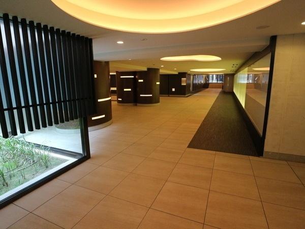 四条烏丸クロスマーク