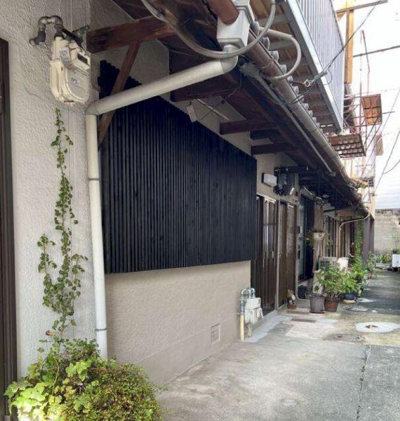 京都市下京区西洞院通六条下る東側町の中古テラスハウス