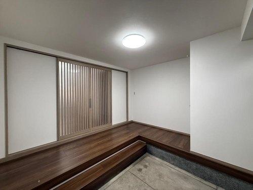 京都市上京区御前通今小路上る馬喰町の中古一戸建て(玄関)