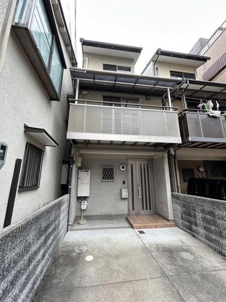 京都市上京区千本通二条下る主税町の中古一戸建