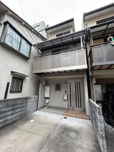 京都市上京区千本通二条下る主税町の中古一戸建