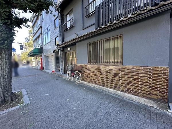 丸太町通面す　テナントビル・京町家