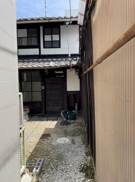 京都市中京区室町通竹屋町下る鏡屋町の中古一戸建