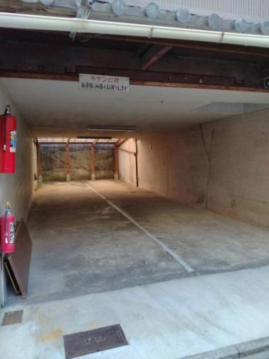 京都市東山区松原通大和大路東入２丁目轆轤町の中古テラスハウス
