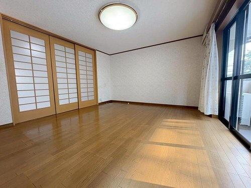 京都市上京区竹屋町通千本東入主税町の中古一戸建て