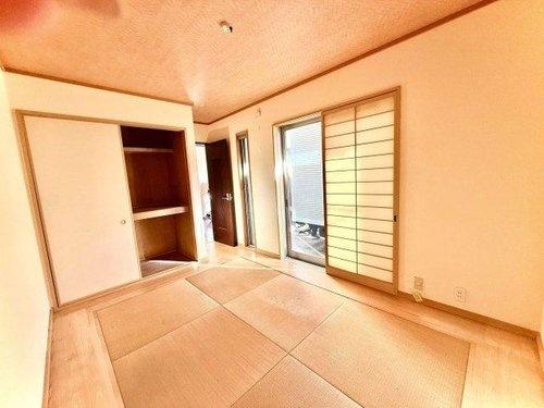 京都市上京区油小路堀川の間中立売下る突抜町の中古一戸建て
