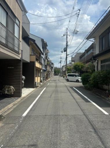 京都市中京区西ノ京南円町の土地(前面道路含む現地写真)