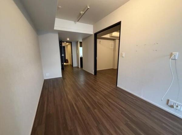 グランドメゾン京都御池通(リビング)