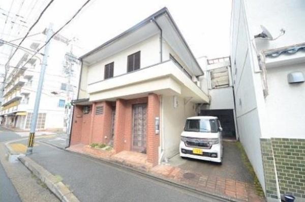 京都市中京区壬生東土居ノ内町の店舗付住宅