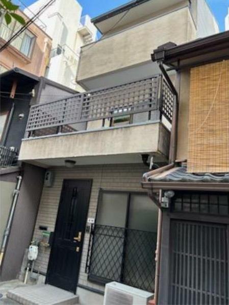 京都市中京区三条通柳馬場東入中之町の中古一戸建て