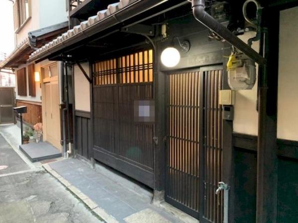 京都市東山区祇園町南側の中古一戸建て