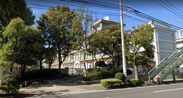 パレスト大分附属前(大分市立春日町小学校)