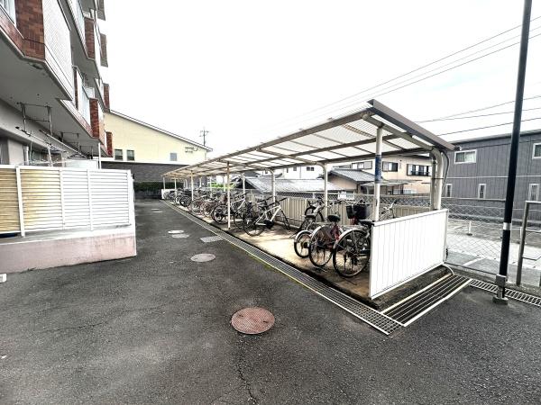 エメラルドマンション古国府
