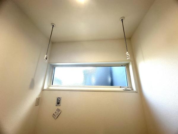大分市久原中央4丁目の新築一戸建(洗面台・洗面所)