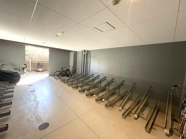 グラディス大分駅前