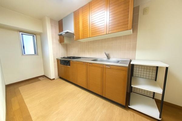 サーパス南春日