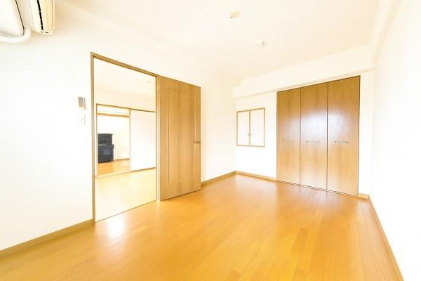 サーパス南春日