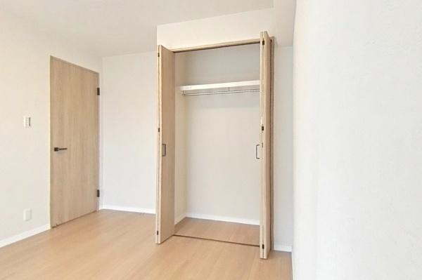 アーバン明治弐番館