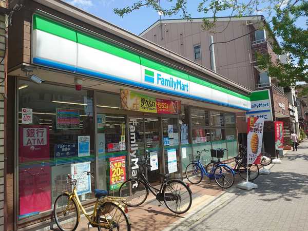 西大路ハイム(ファミリーマート京都西七条店)