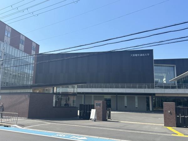 寝屋川市役所前テナント(私立大阪電気通信大学)